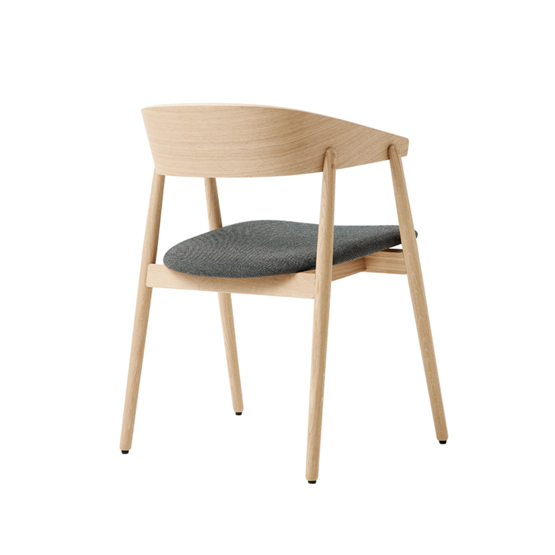 AC2 Chair - Oak upholstered