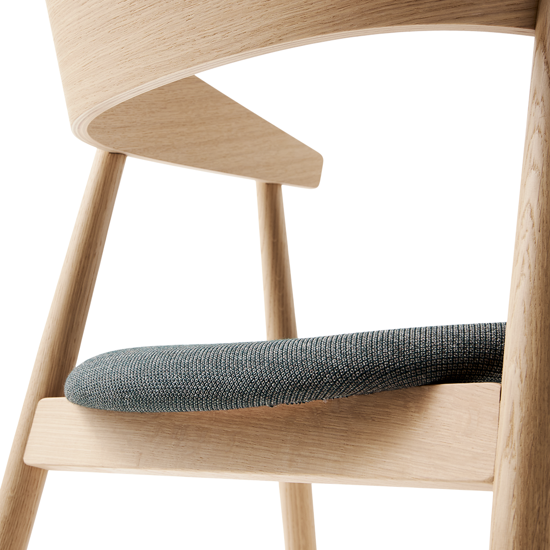 AC2 Chair - Oak upholstered