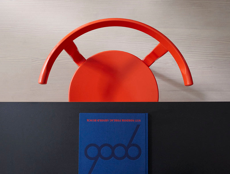 8000 Series Chair