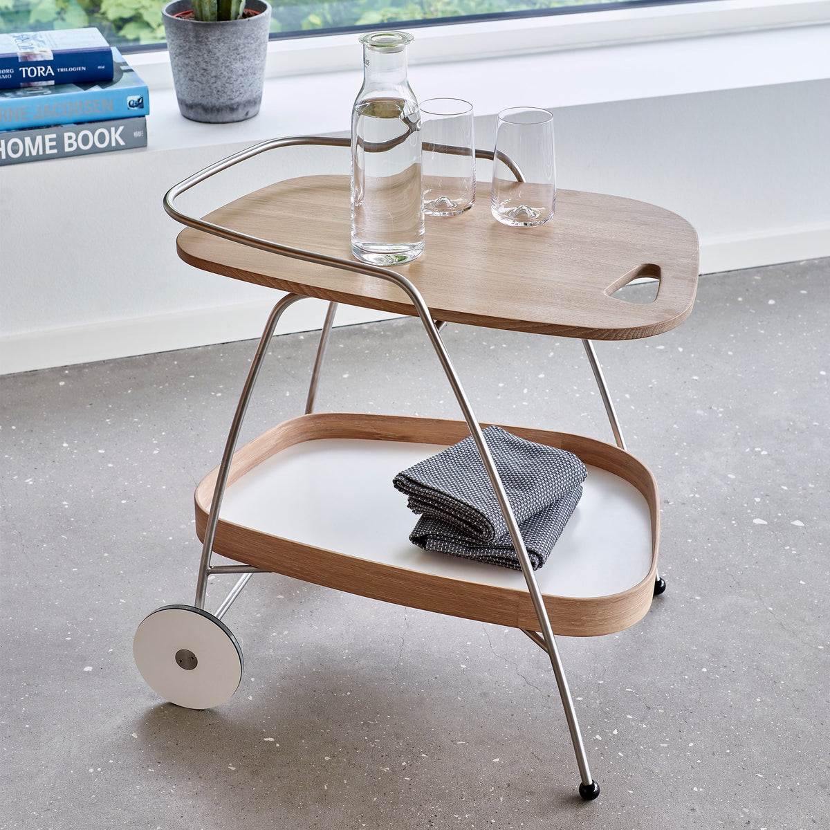 AK 700  Trolley