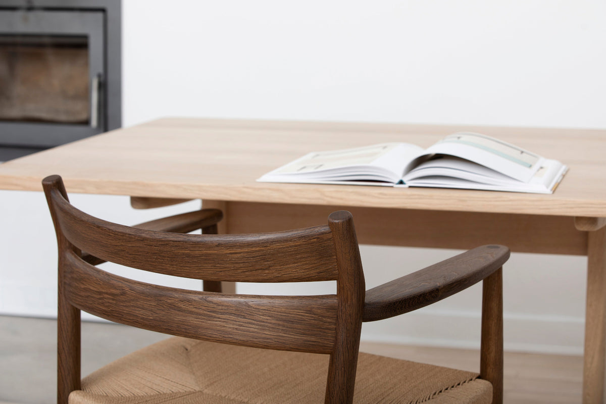 BM2 Chairs