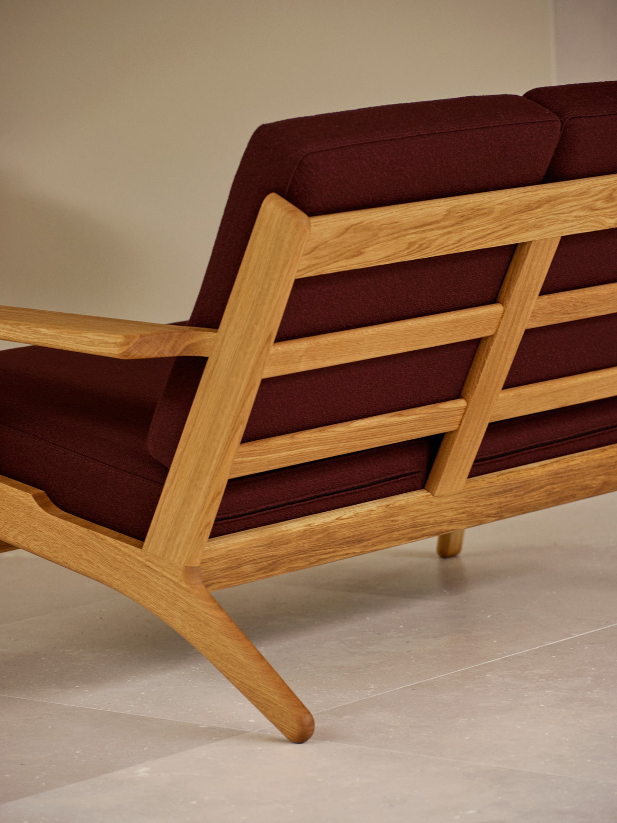 CH292 Sofa
