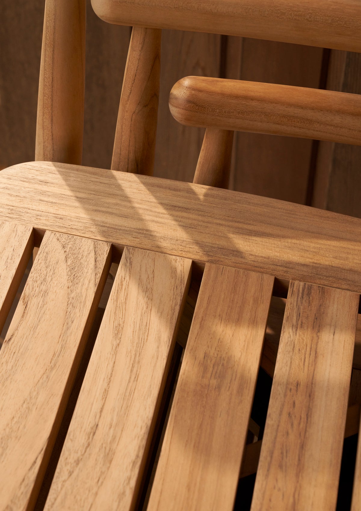 EOO8 Embrace Outdoor Dining Chair