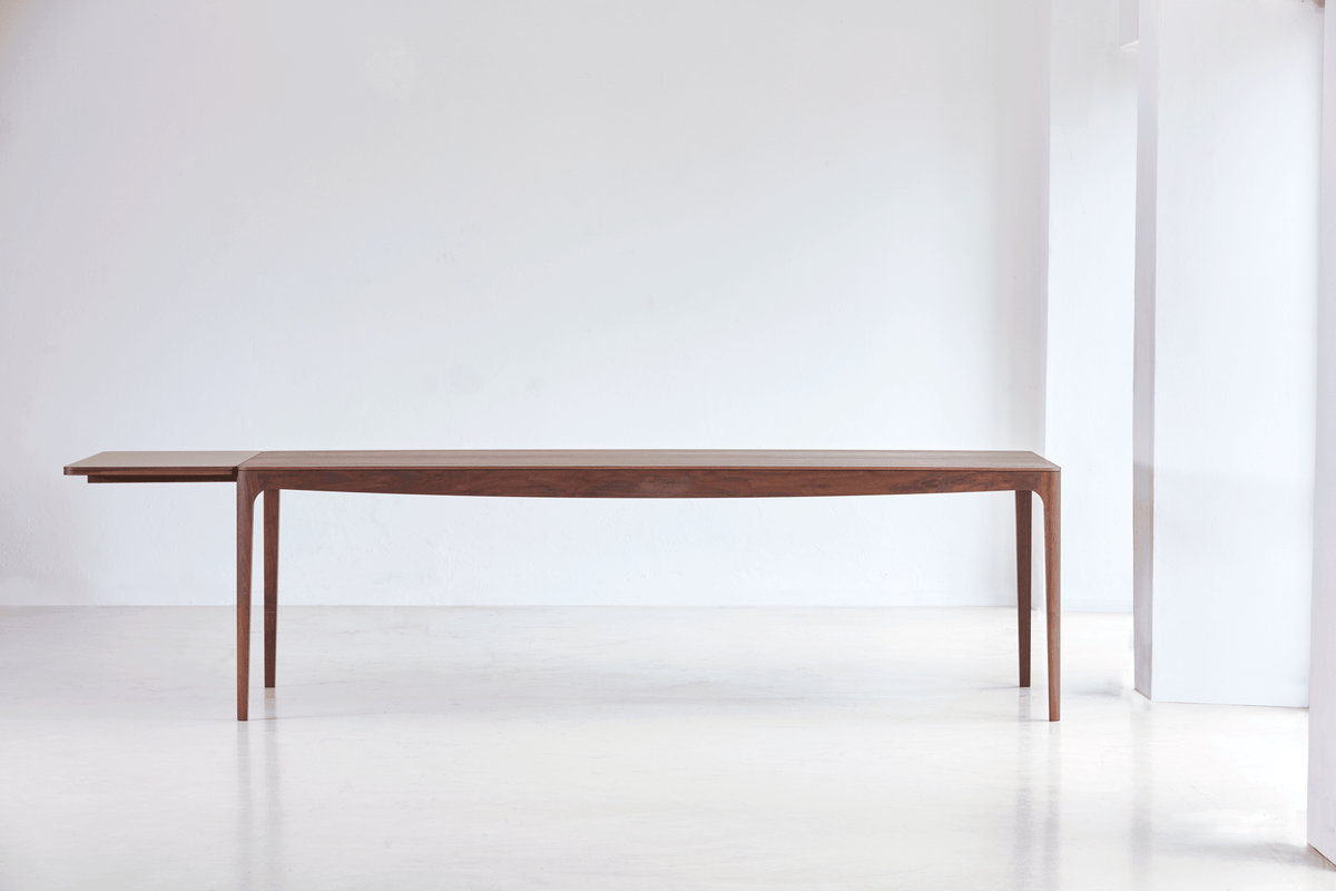 GM 3720 RO Solid Wood Table