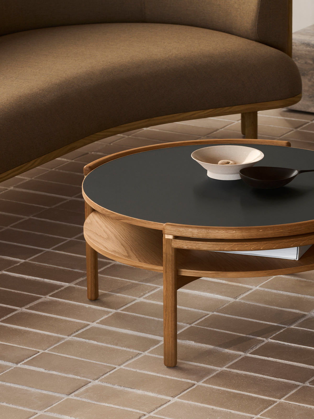 RF1903F Sideways Coffee Table
