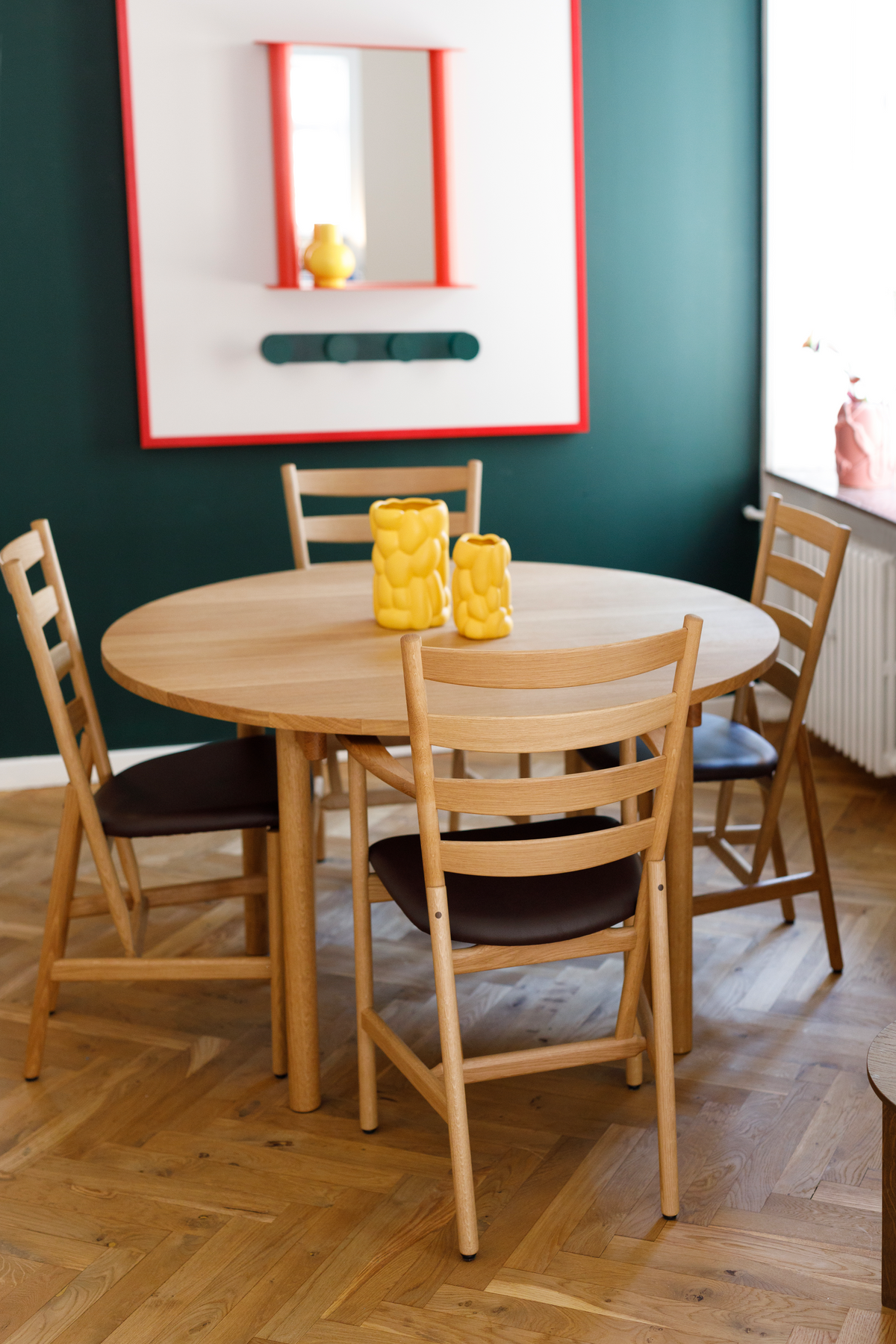 Brú Table Round